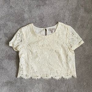 Banana Republic Lace Size 6 Top